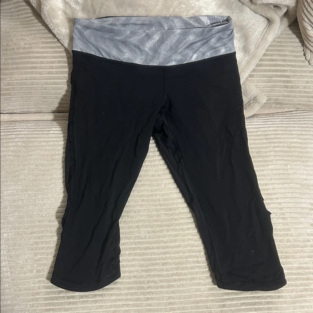 Lululemon Athletica Black Leggings with Gray Waistband